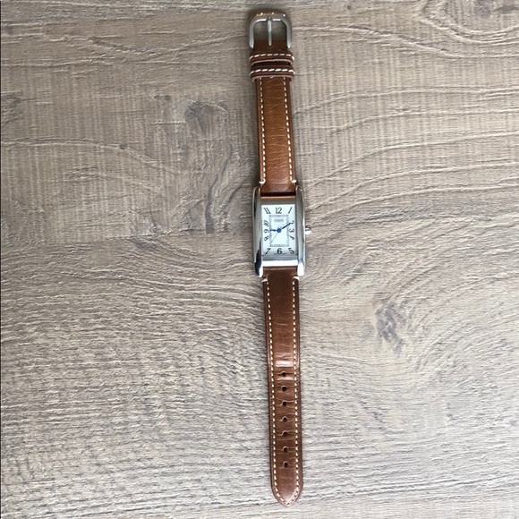 ⭐️COACH GENUINE LEATHER BRACELET WATCH⭐️ - Picture 2 of 7